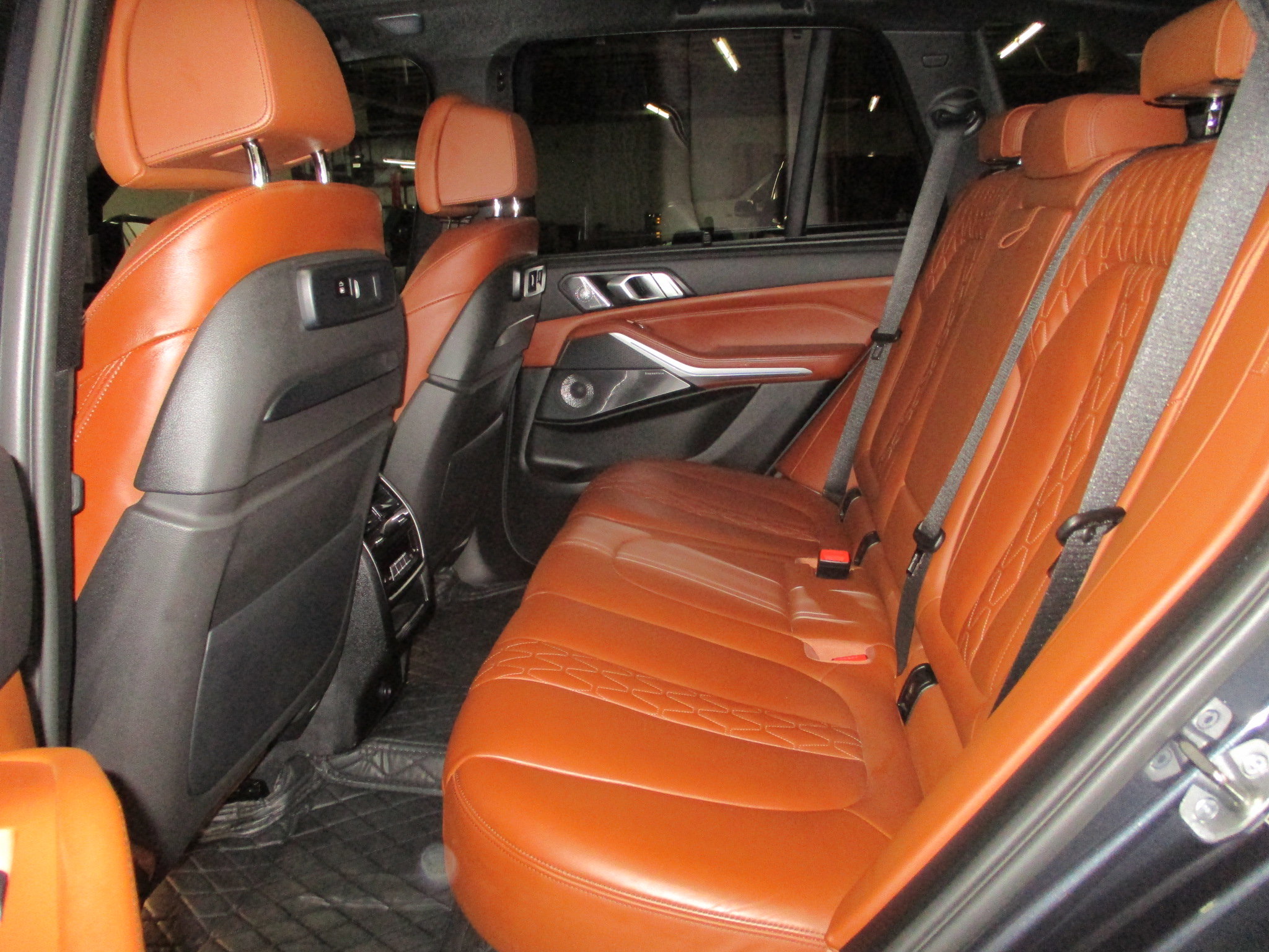 Used 2022 BMW X5 M50i w/ Executive Package AWD/4WD image 35