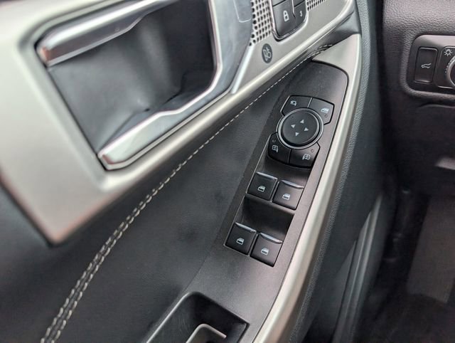 Used 2023 Ford Explorer Limited w/ Equipment Group 301A image 33