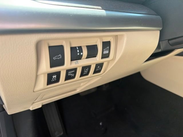 Used 2019 Subaru Outback 2.5i Limited AWD/4WD image 26
