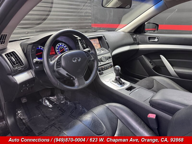 Used 2009 INFINITI G37 Journey RWD image 11