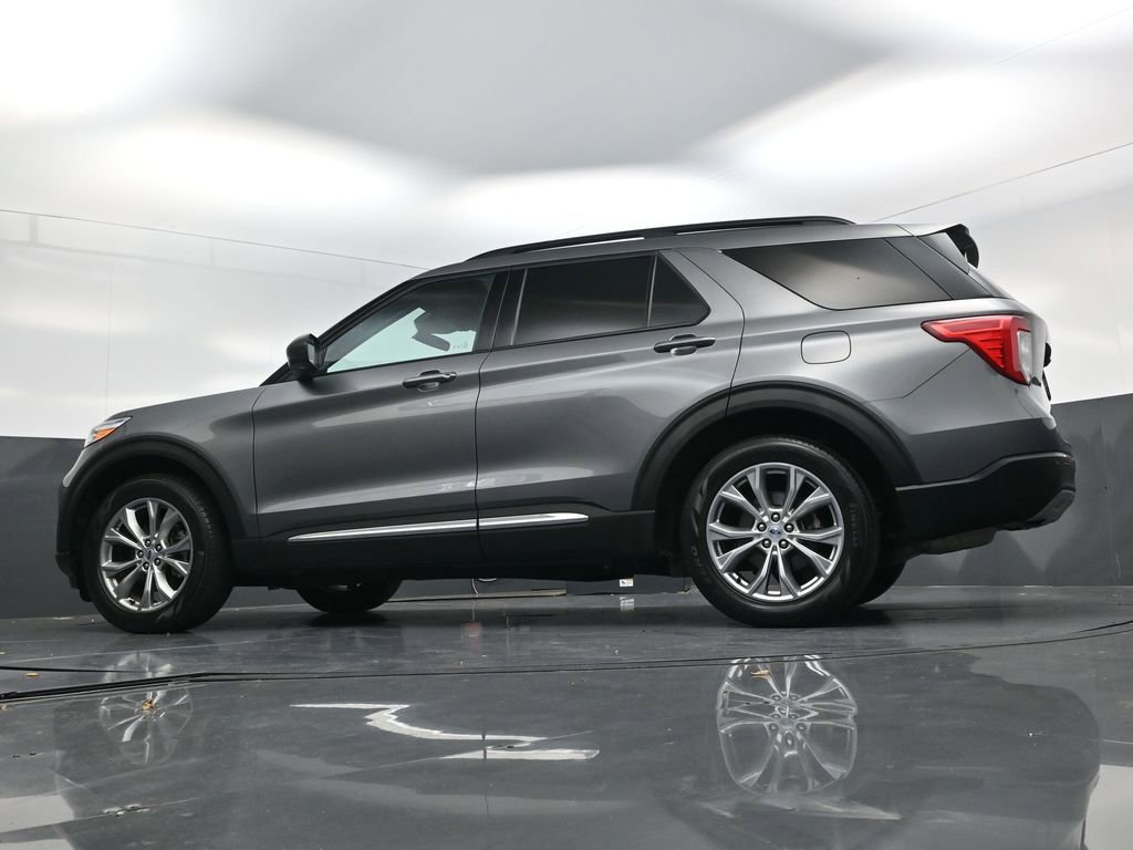 Used 2023 Ford Explorer XLT w/ Equipment Group 202A image 21