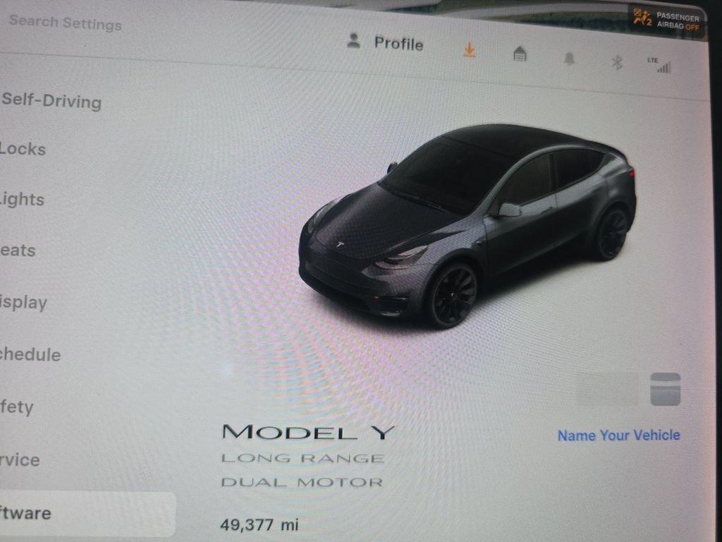Used 2021 Tesla Model Y Long Range AWD/4WD image 2
