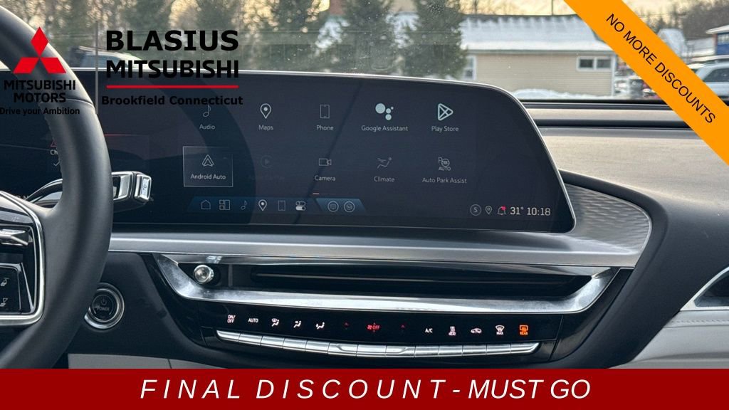 Used 2024 Cadillac Lyriq Sport image 18