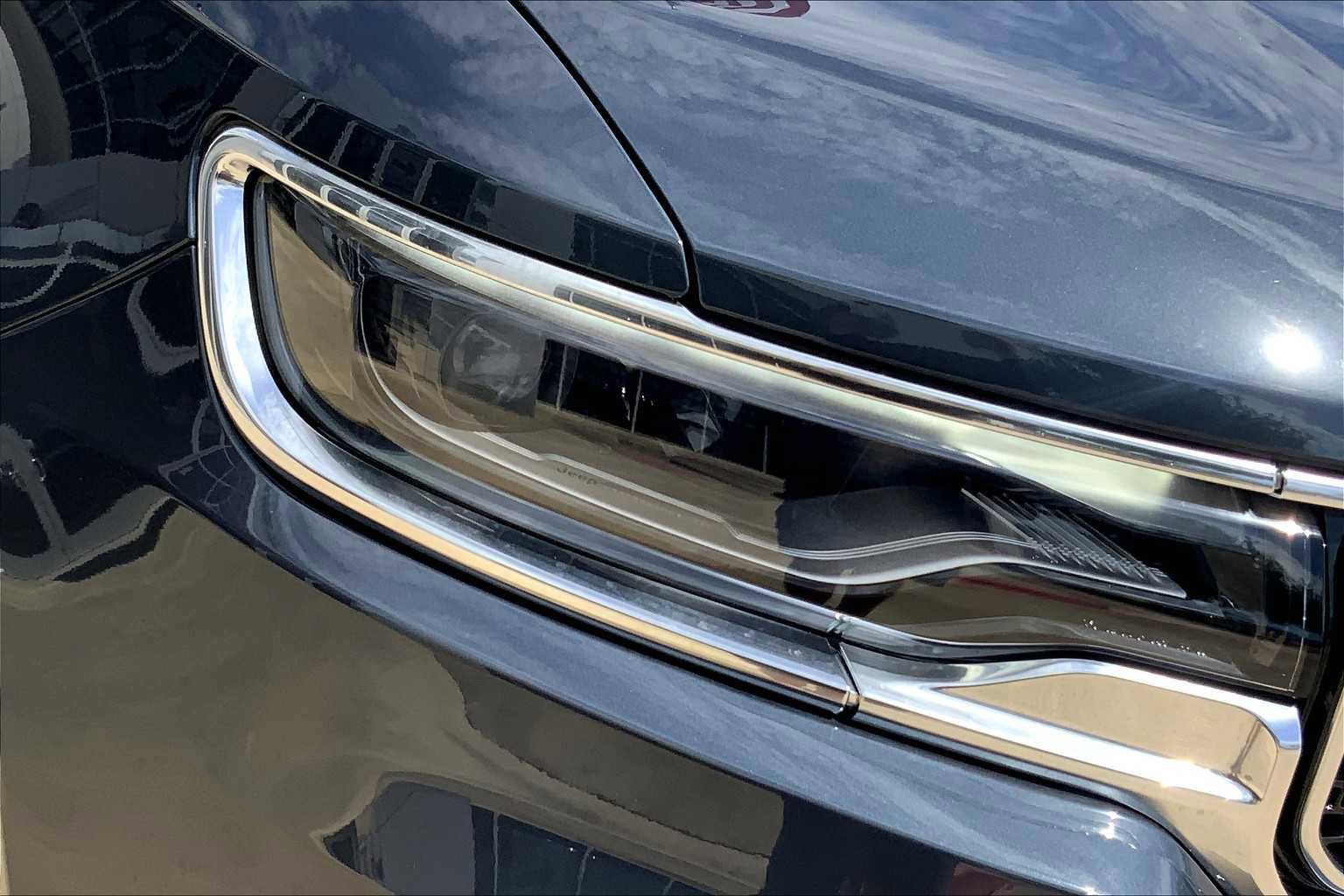 New 2025 Jeep Wagoneer 4WD w/ Convenience Group I image 13