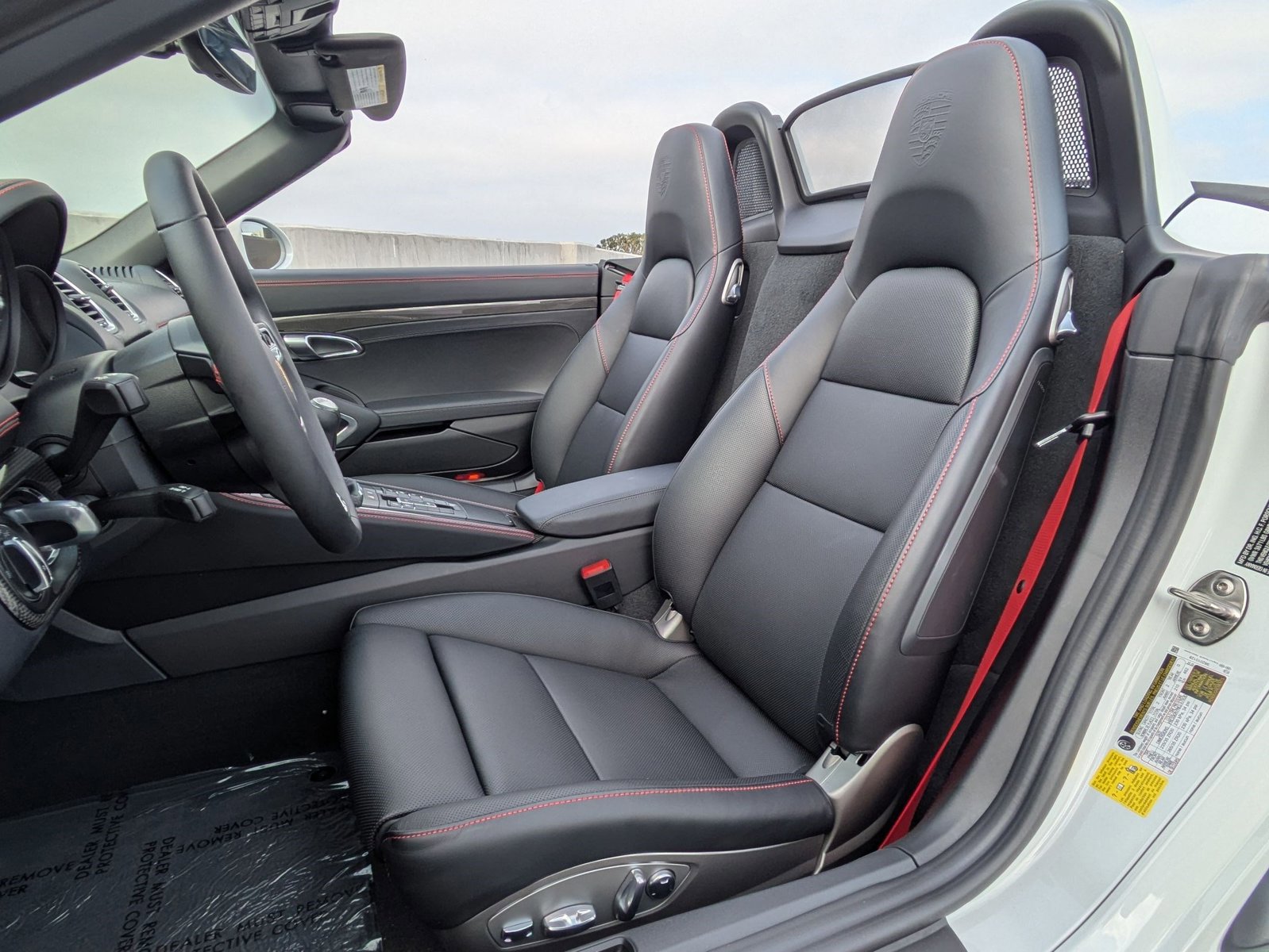 New 2025 Porsche 718 Boxster S image 5