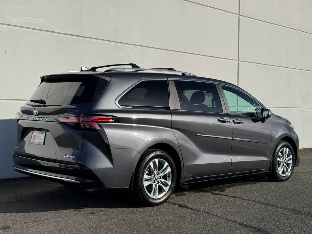 Certified 2025 Toyota Sienna Limited AWD/4WD image 7