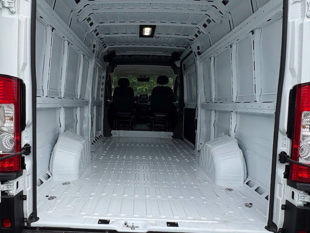 New 2026 RAM ProMaster 3500 w/ Convenience Group FWD image 12