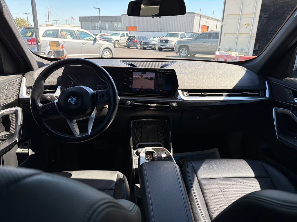 Used 2023 BMW X1 xDrive28i AWD/4WD image 12