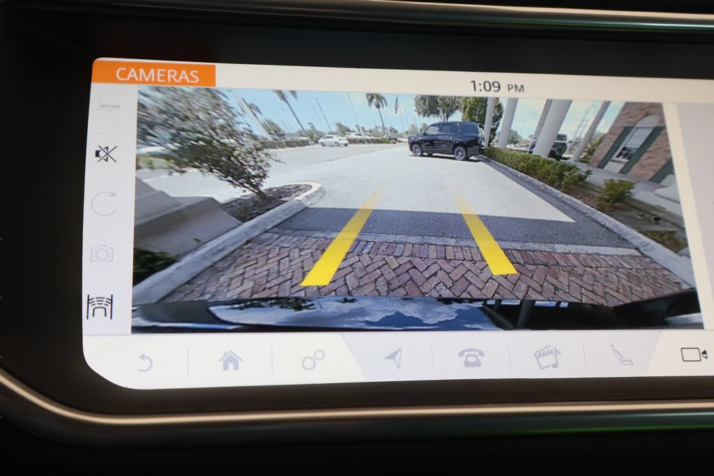 Used 2019 Land Rover Range Rover Evoque HSE Dynamic AWD/4WD image 23