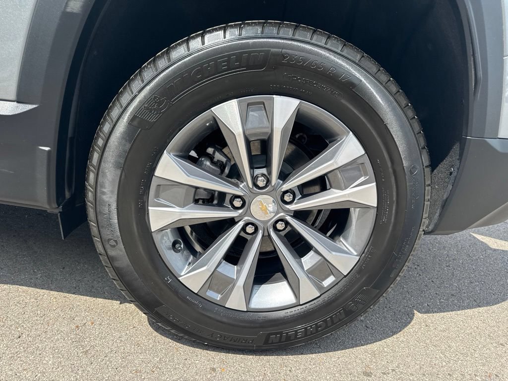 Used 2026 Chevrolet Equinox LT w/ Convenience Package II AWD/4WD image 25