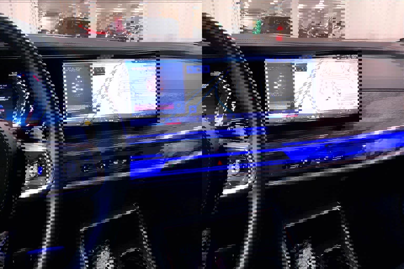 Certified 2023 BMW 760i xDrive AWD/4WD image 6