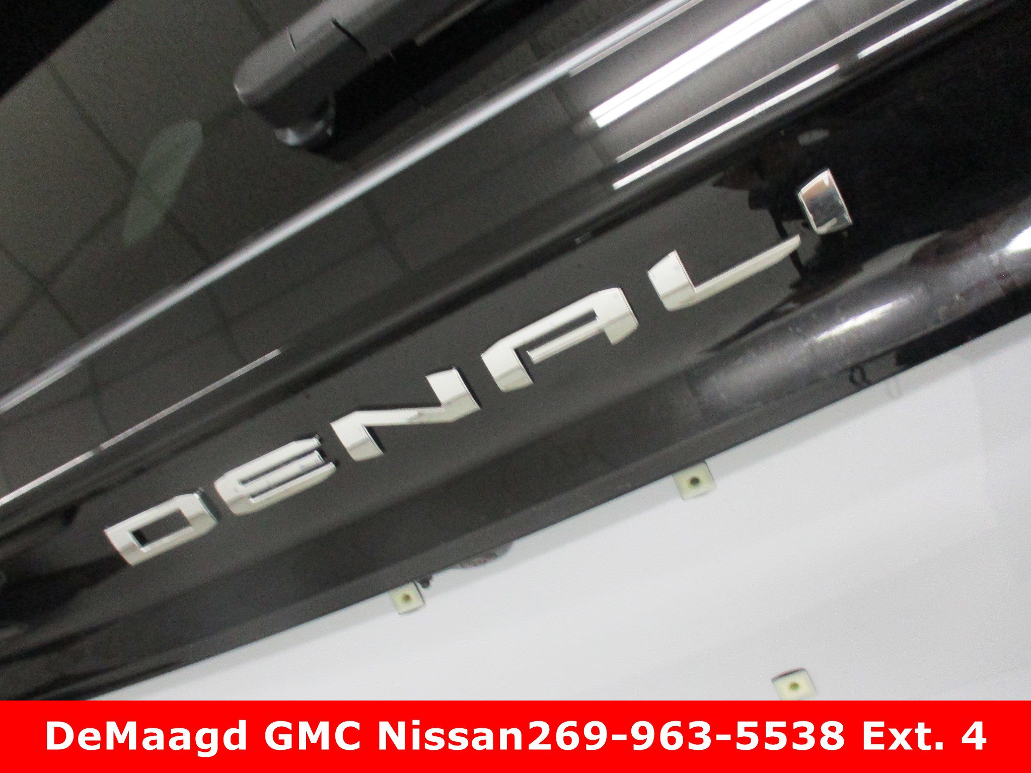New 2026 GMC Acadia Denali w/ Super Cruise Package image 10