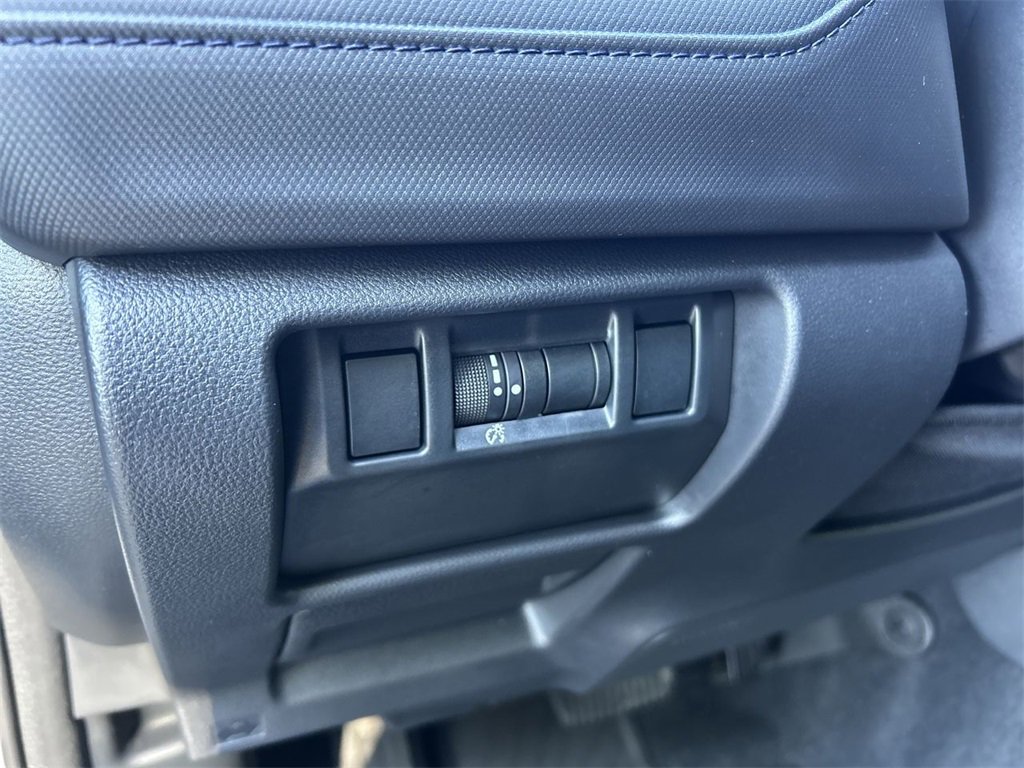Certified 2025 Subaru Forester Premium image 17
