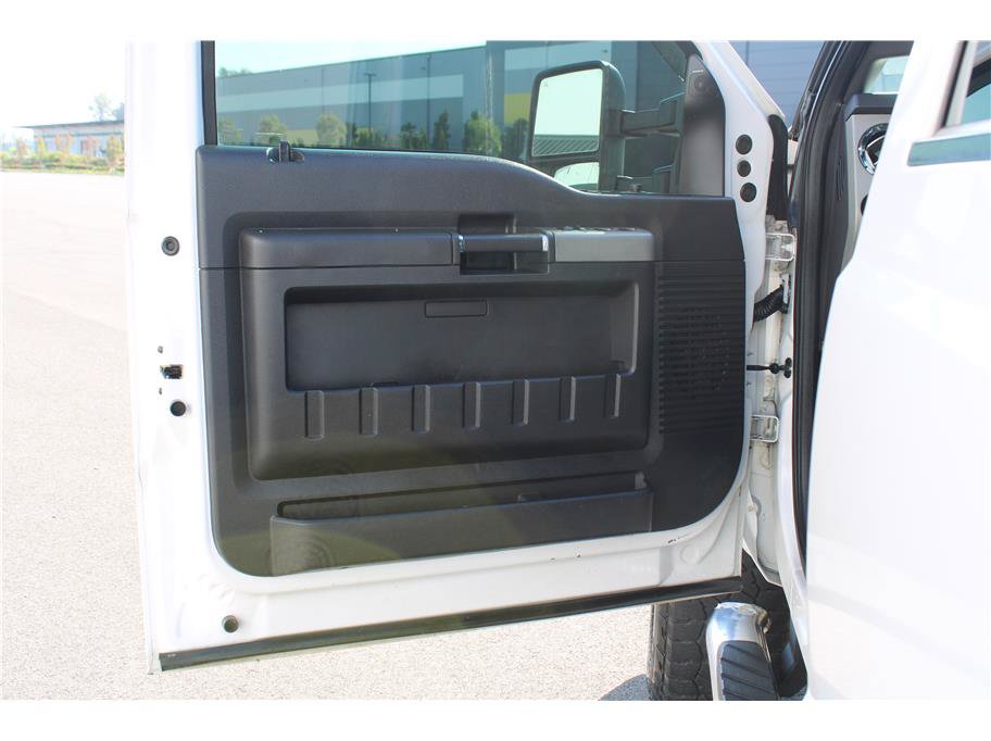 Used 2013 Ford F350 Lariat AWD/4WD image 7