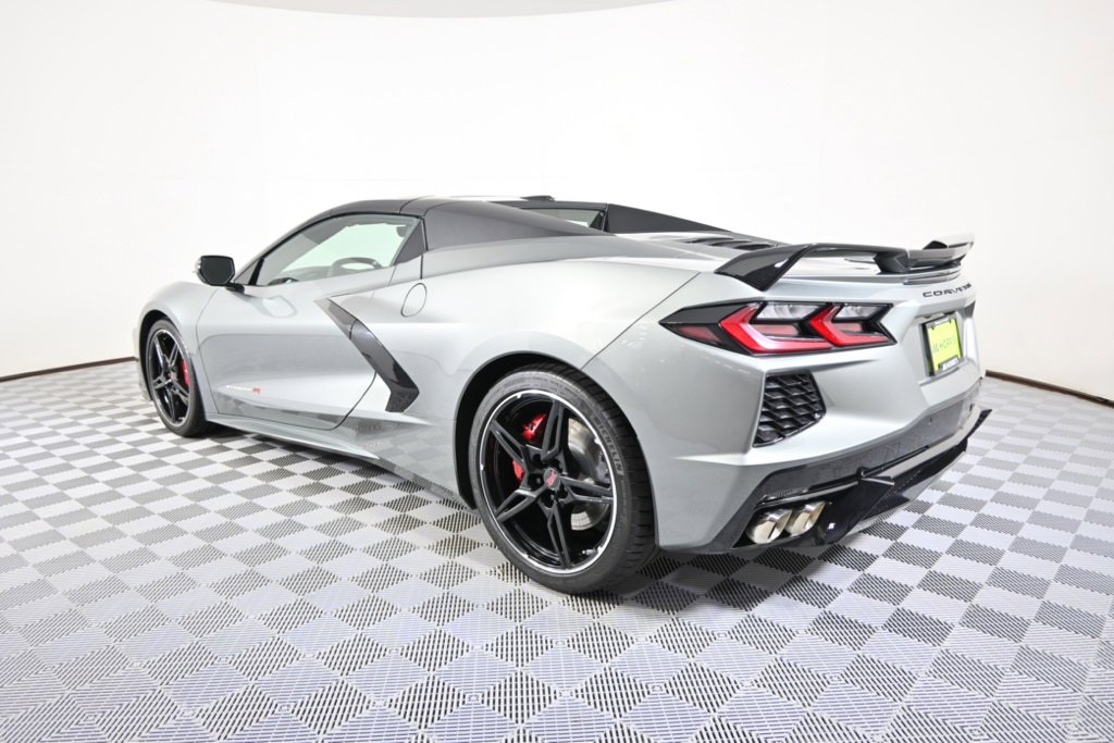 Used 2022 Chevrolet Corvette Stingray Premium Conv w/ Z51 Performance Package image 4
