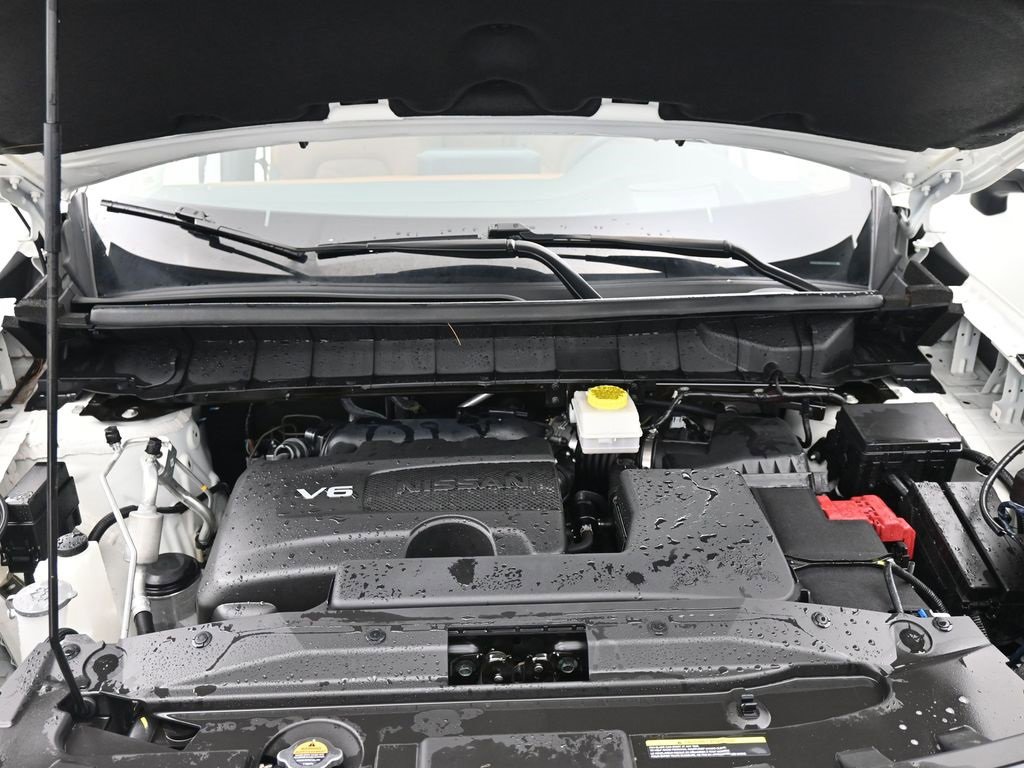 Used 2024 Nissan Pathfinder Platinum w/ Cargo Package image 25