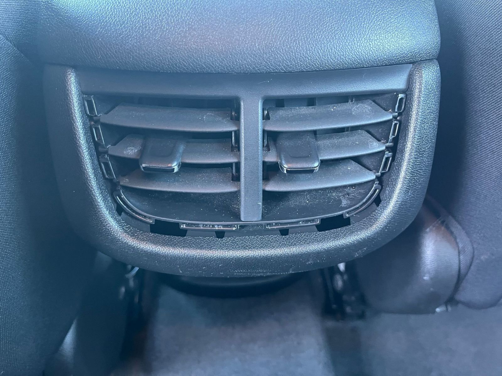 Used 2024 Chevrolet Malibu LT image 23