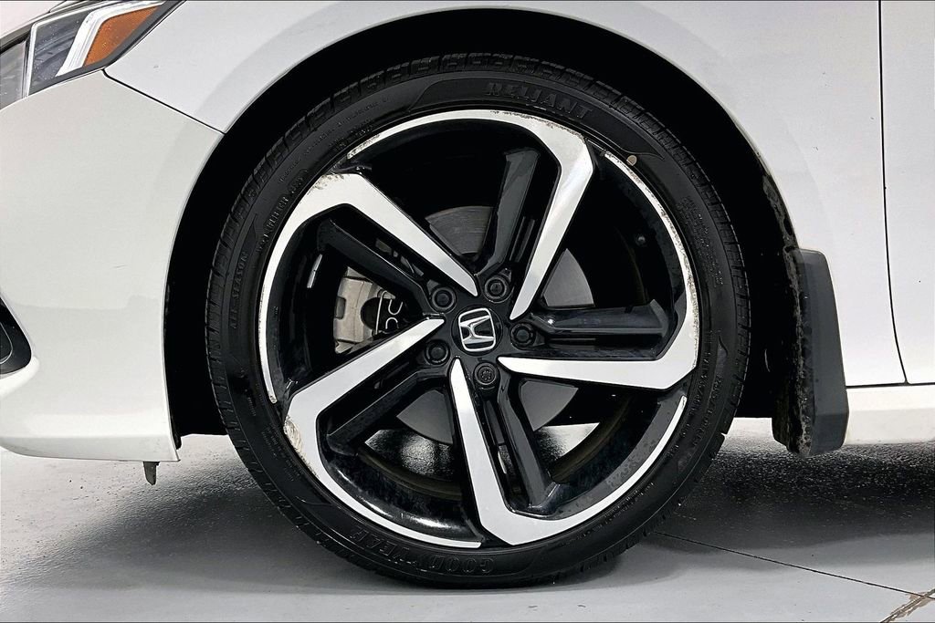 Used 2022 Honda Accord Sport image 11