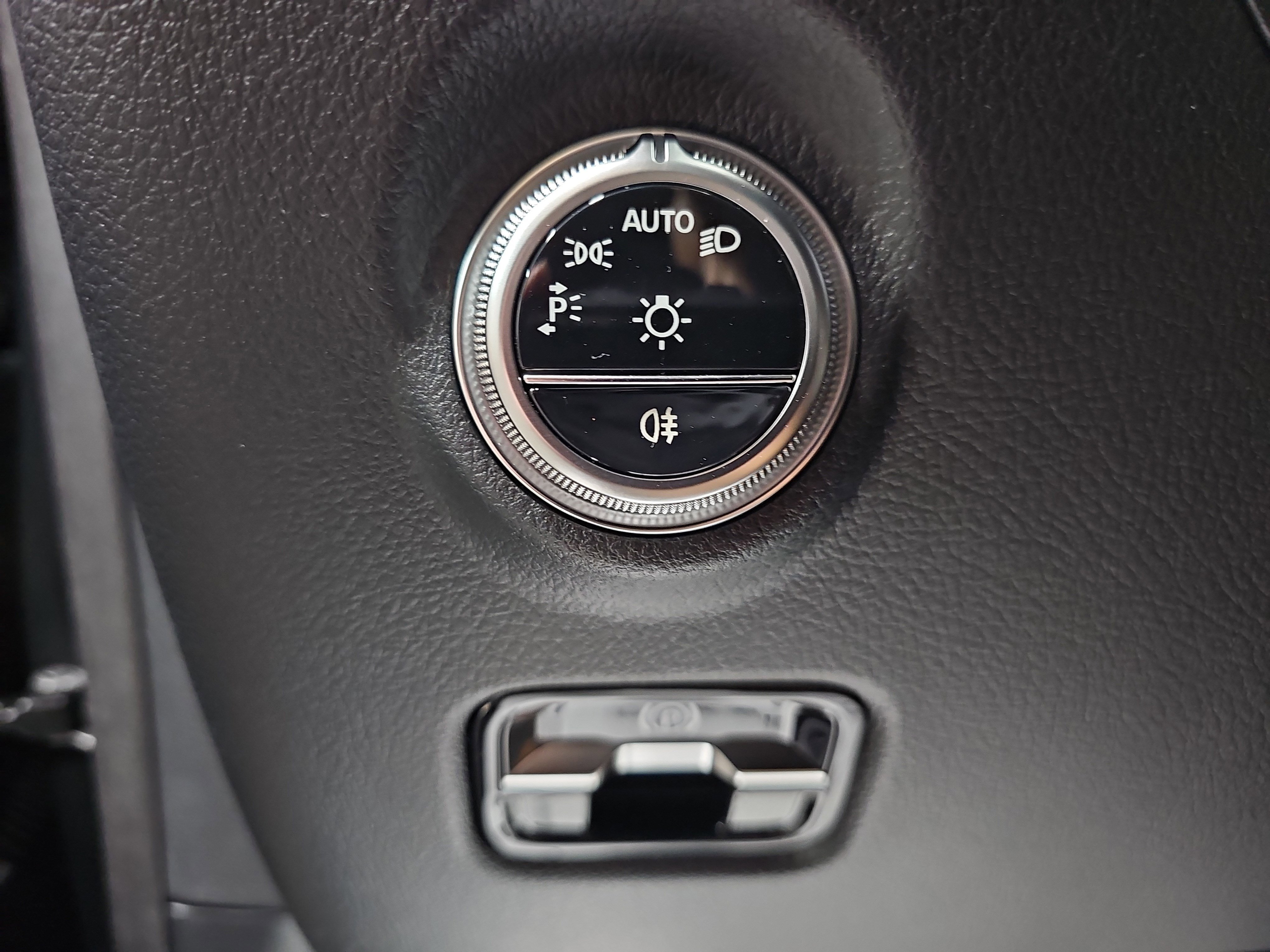 New 2026 Mercedes-Benz CLE 300 4MATIC Cabriolet image 28