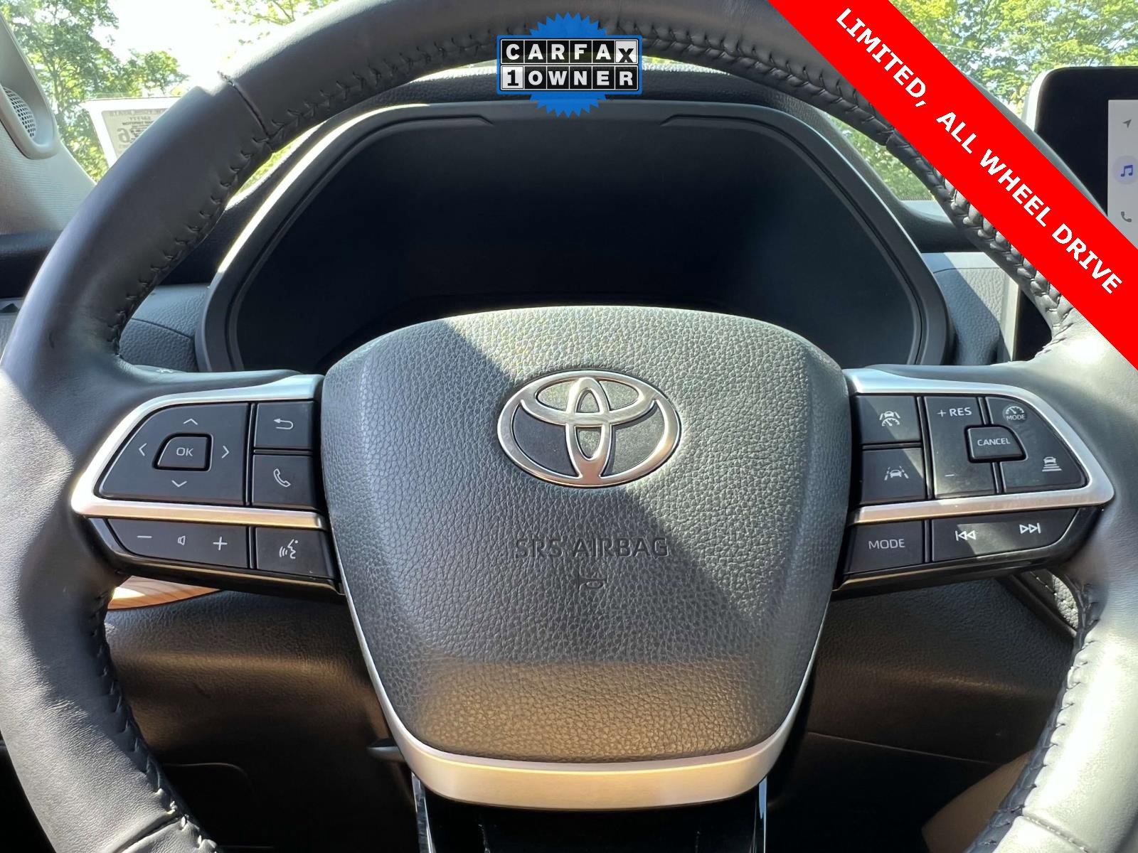 Used 2024 Toyota Grand Highlander Limited image 28
