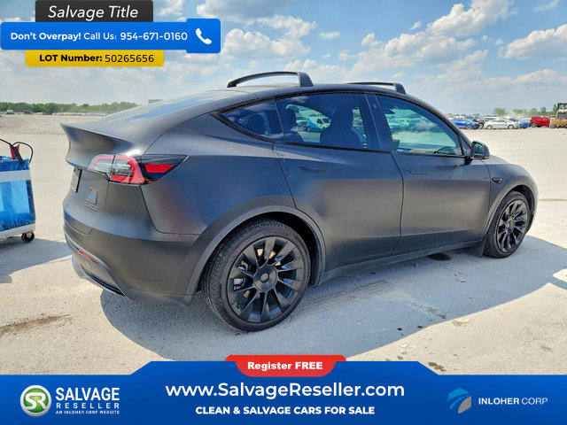 Used 2023 Tesla Model Y AWD image 4