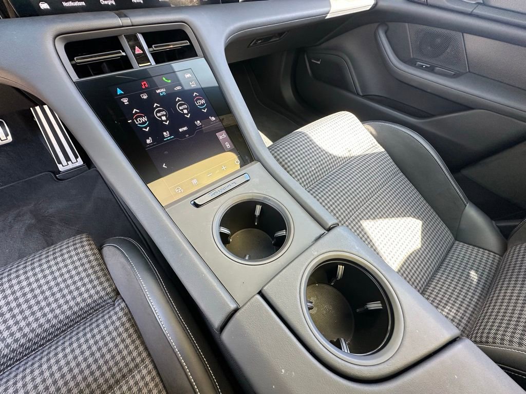 Certified 2025 Porsche Taycan 4S image 29