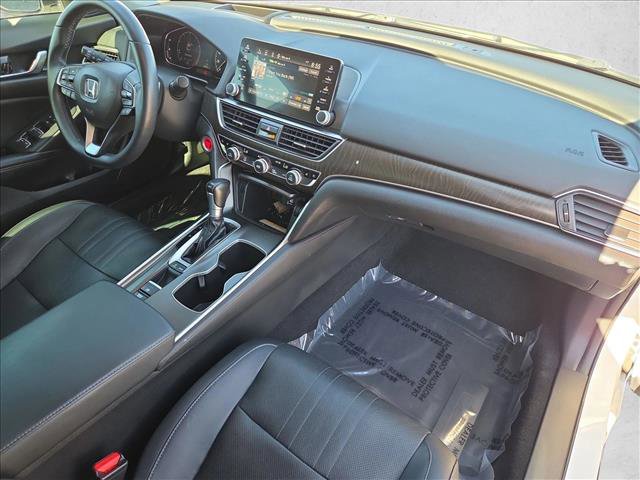 Used 2018 Honda Accord Touring image 23