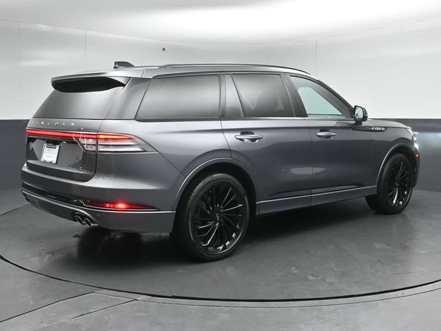 Certified 2025 Lincoln Aviator Reserve w/ Equipment Group 201A AWD/4WD image 3