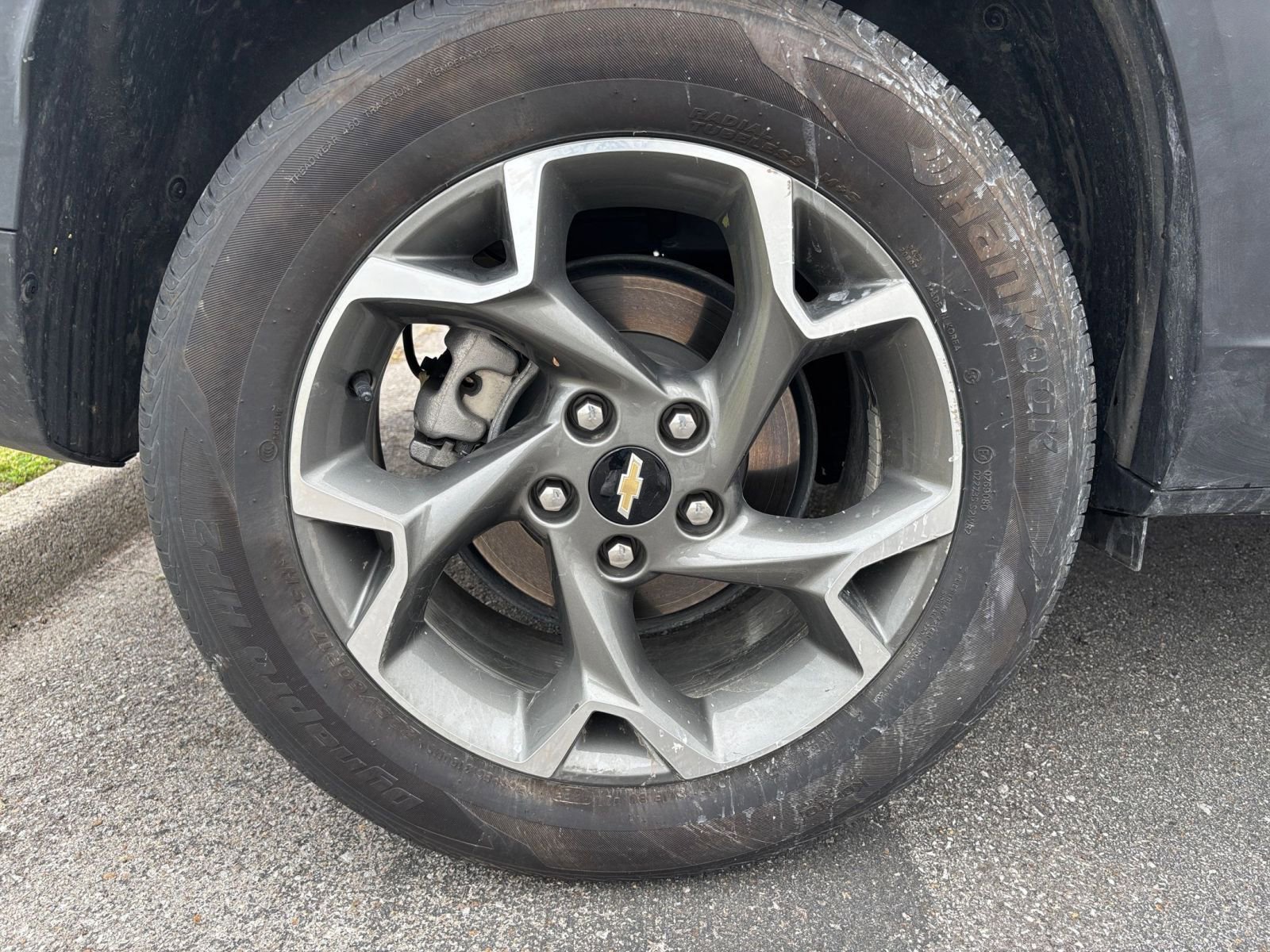 Used 2025 Chevrolet Trax LT image 29