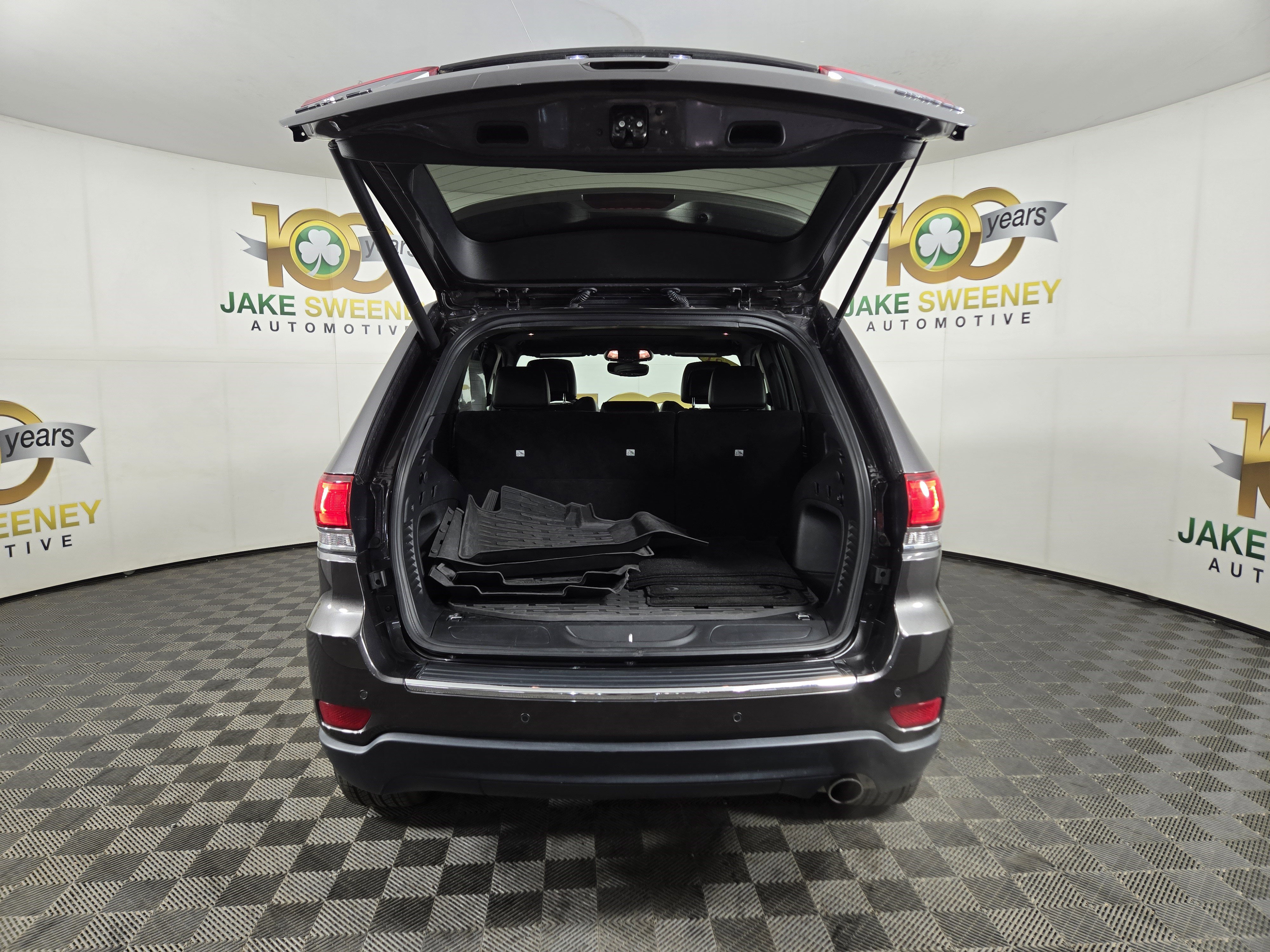 Used 2021 Jeep Grand Cherokee Limited image 33