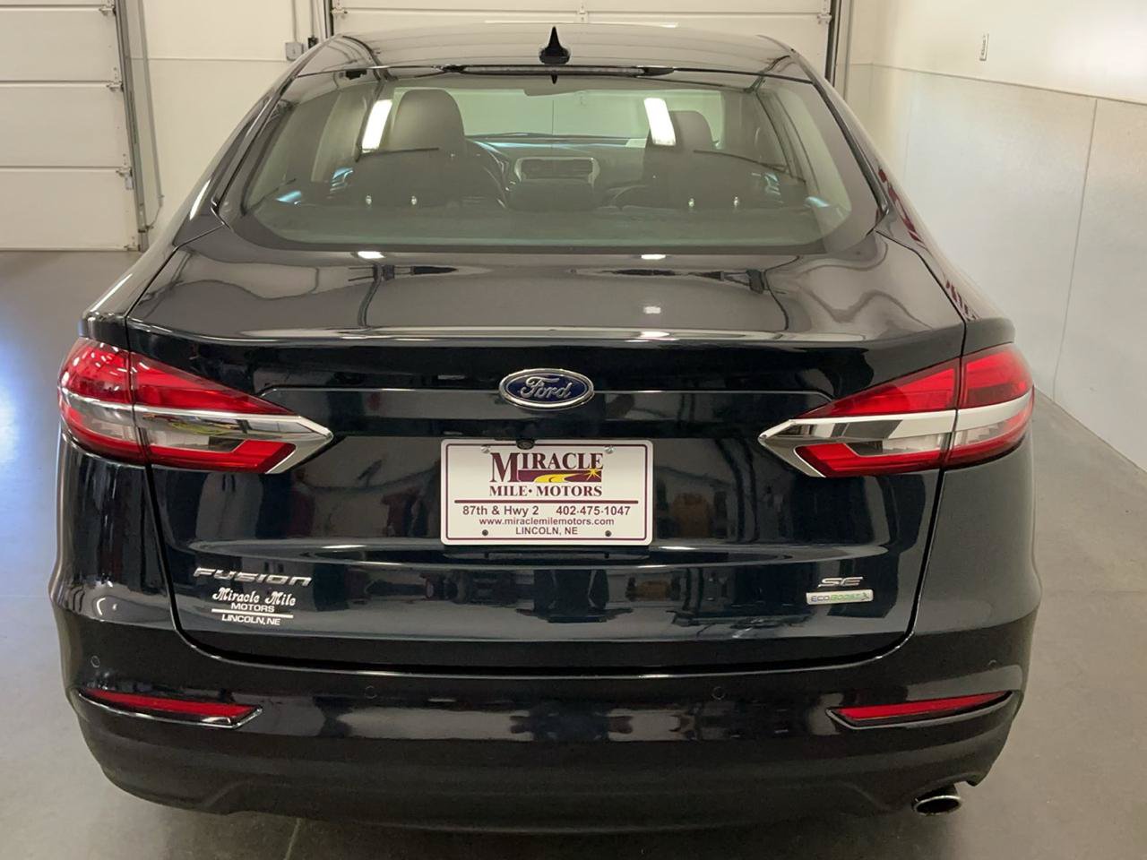Used 2020 Ford Fusion SE FWD image 5