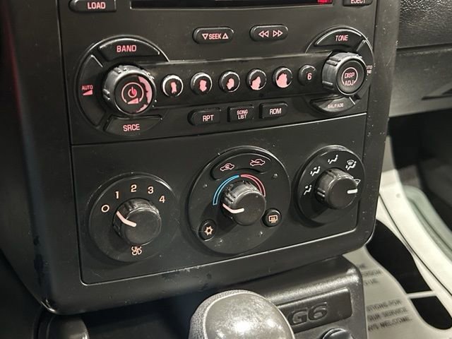 Used 2005 Pontiac G6 Sedan w/ Premium Value Package image 17