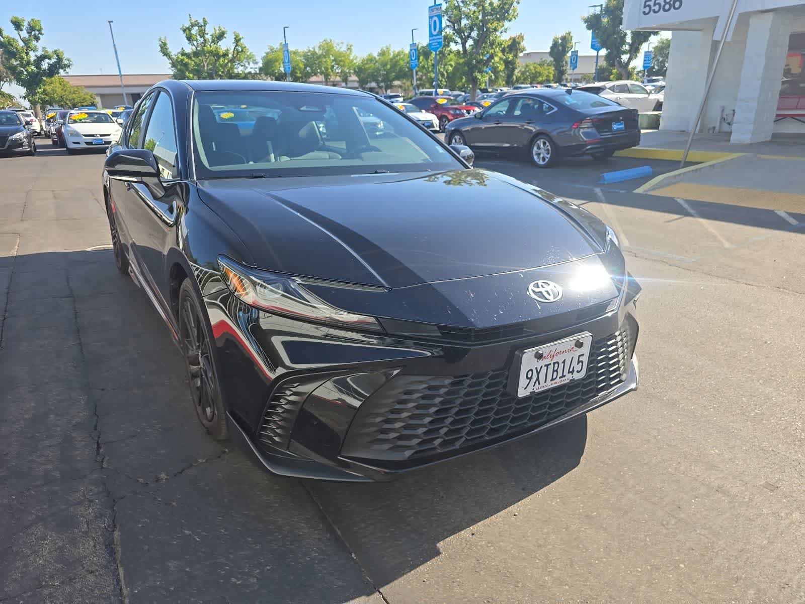 Used 2026 Toyota Camry SE FWD image 24