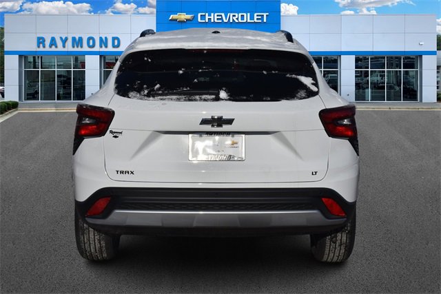 New 2026 Chevrolet Trax LT w/ Driver Confidence Package image 5