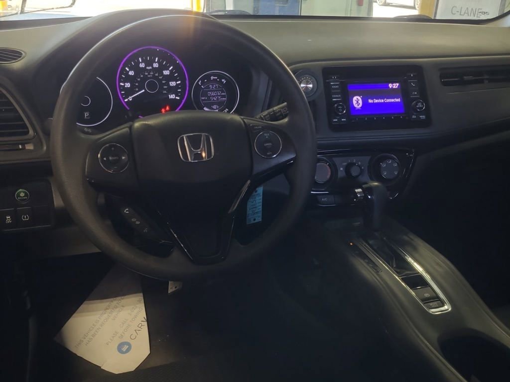 Used 2018 Honda HR-V LX image 9