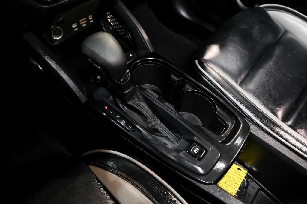 Used 2021 Chevrolet TrailBlazer LT w/ Sun and Liftgate Package FWD image 24