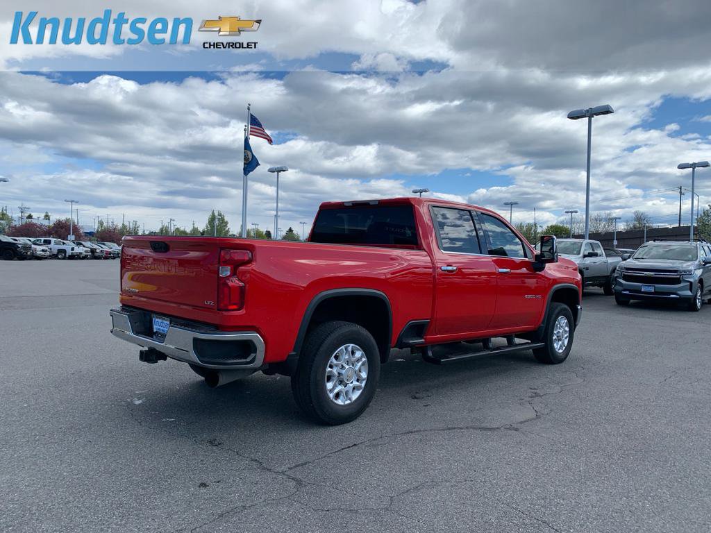 Used 2022 Chevrolet Silverado 2500 LTZ w/ Z71 Off-Road Package AWD/4WD image 7