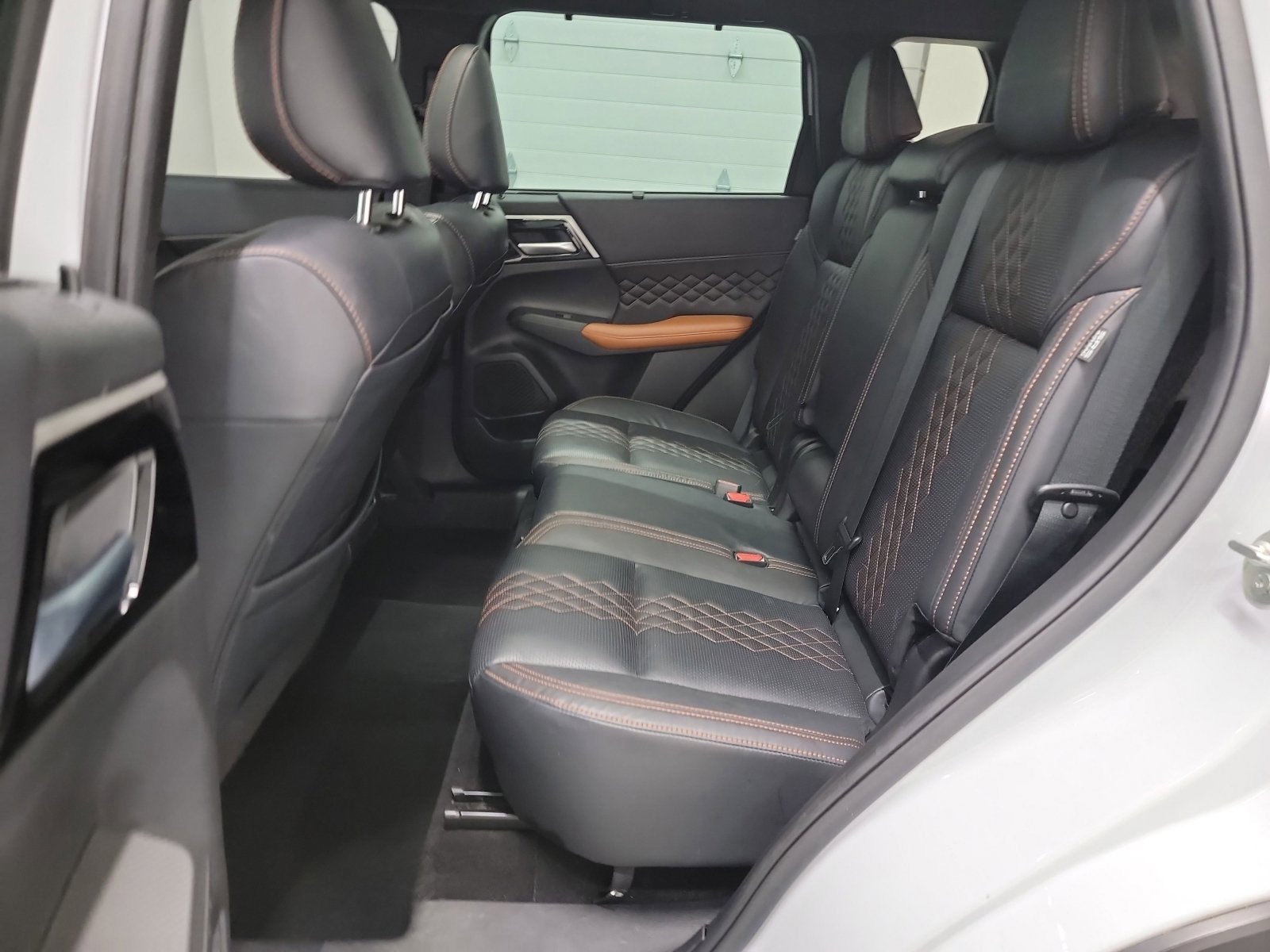 Used 2022 Mitsubishi Outlander SEL AWD/4WD image 28