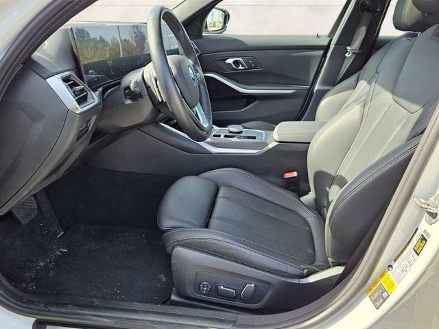 Used 2024 BMW 330e image 3