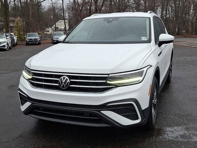 Used 2022 Volkswagen Tiguan SE AWD/4WD image 4
