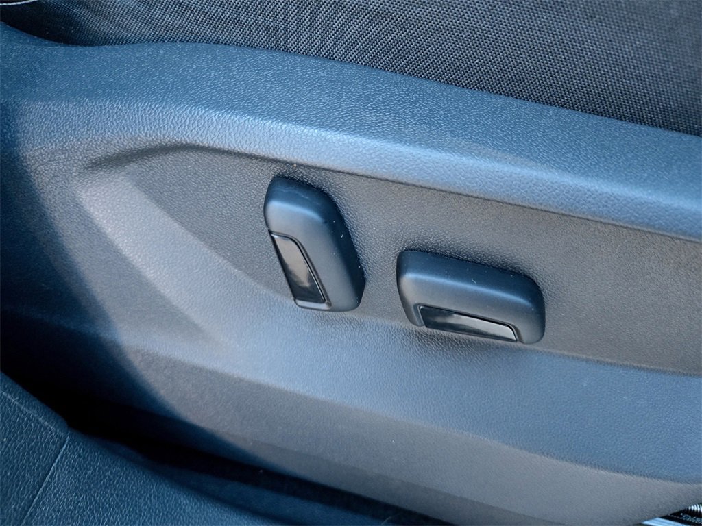 Used 2022 Volkswagen Tiguan SEL R-Line image 29