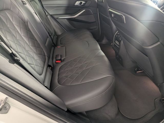 Used 2024 BMW X5 sDrive40i RWD image 33