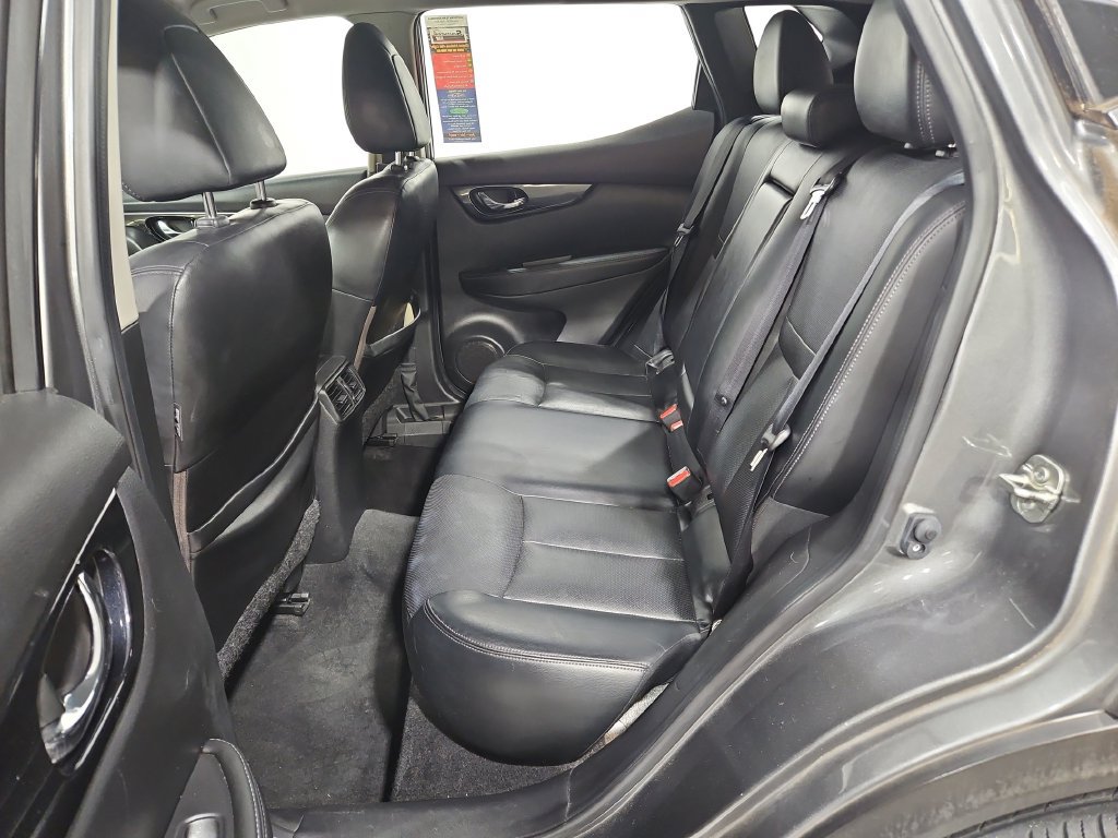 Used 2018 Nissan Rogue Sport SL FWD image 25