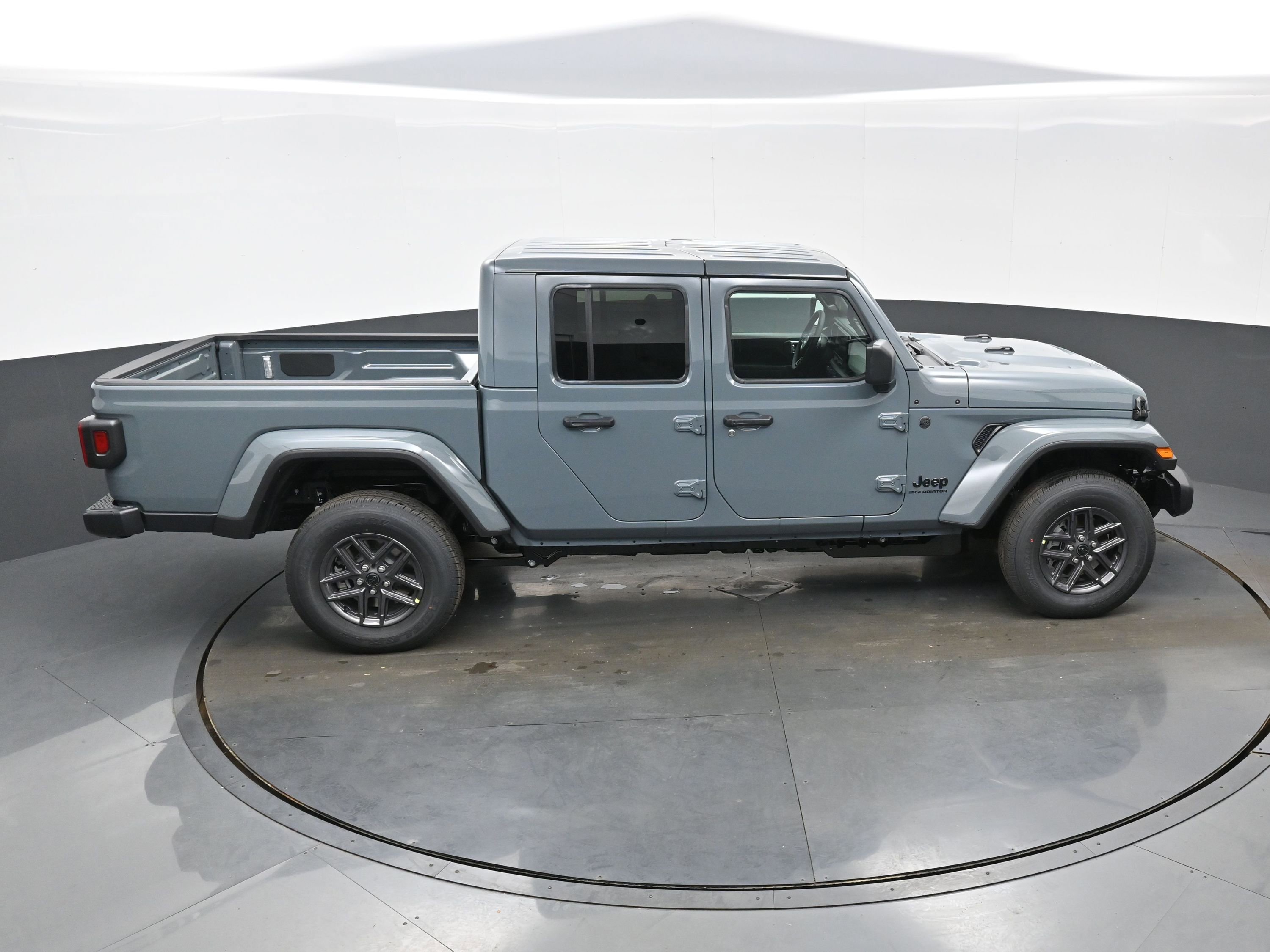 New 2026 Jeep Gladiator Sport image 23