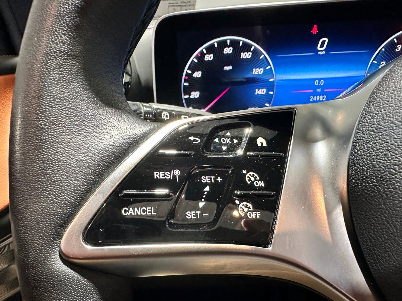 Certified 2024 Mercedes-Benz GLC 300 4MATIC image 19