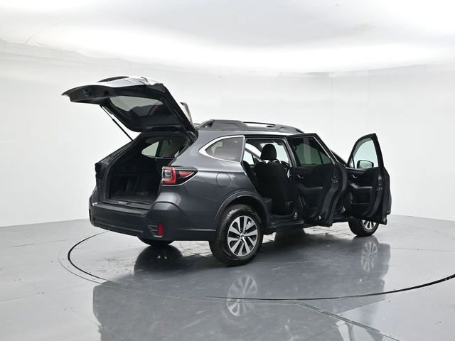 Used 2020 Subaru Outback Premium image 47