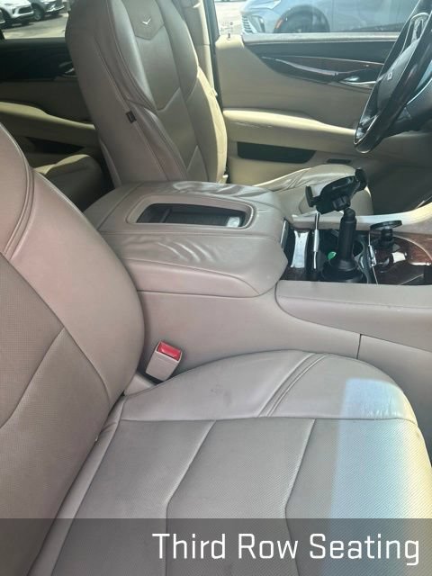 Used 2016 Cadillac Escalade Luxury AWD/4WD image 7