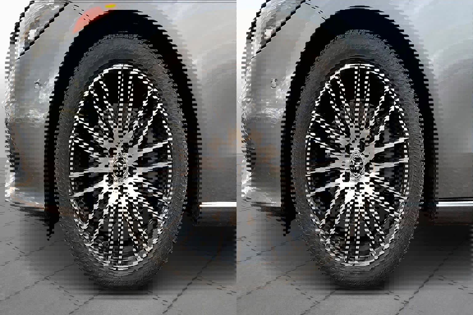 Used 2022 Mercedes-Benz C 300 4MATIC Sedan image 11