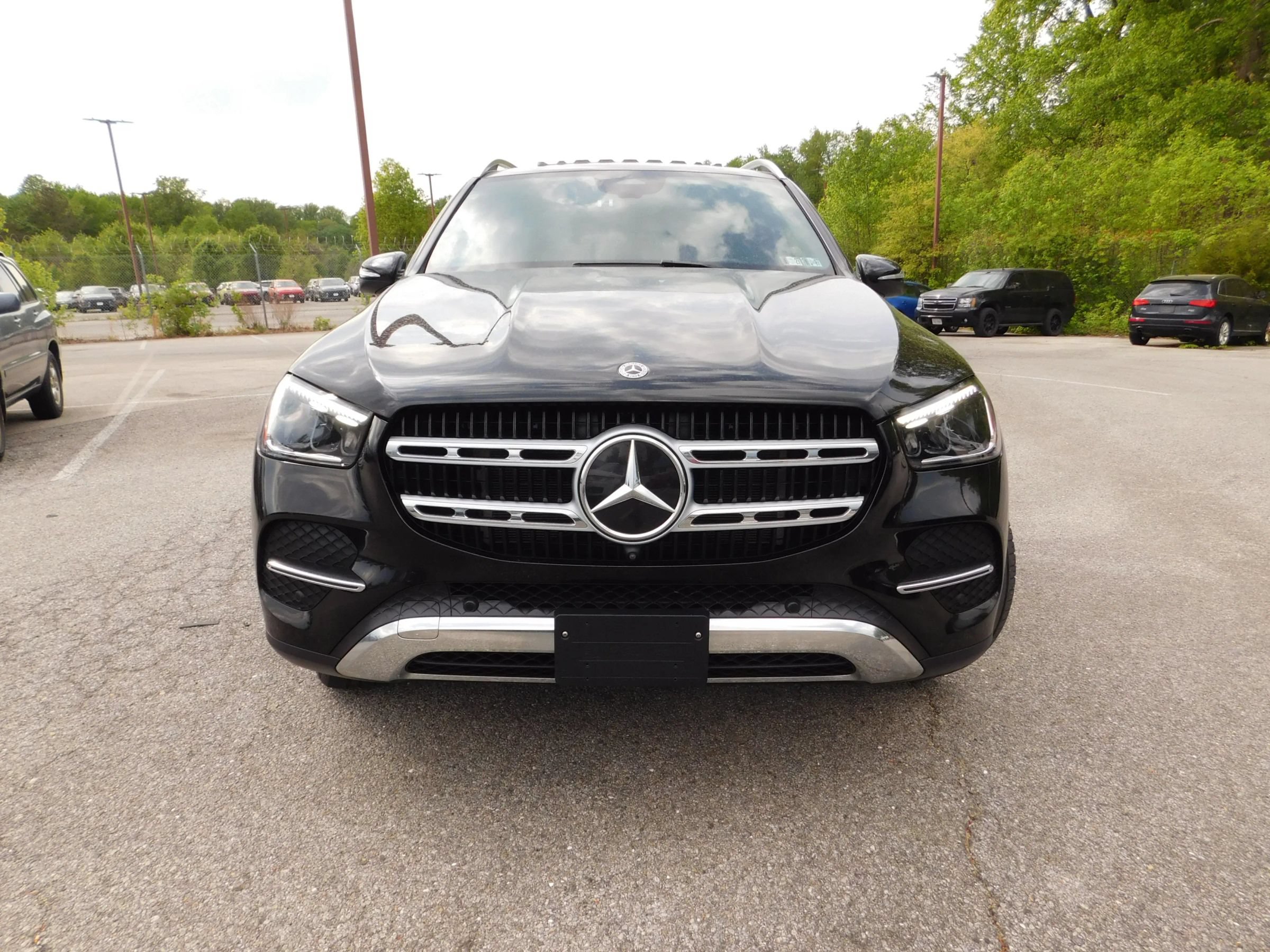 Used 2024 Mercedes-Benz GLE 450e 4MATIC image 3