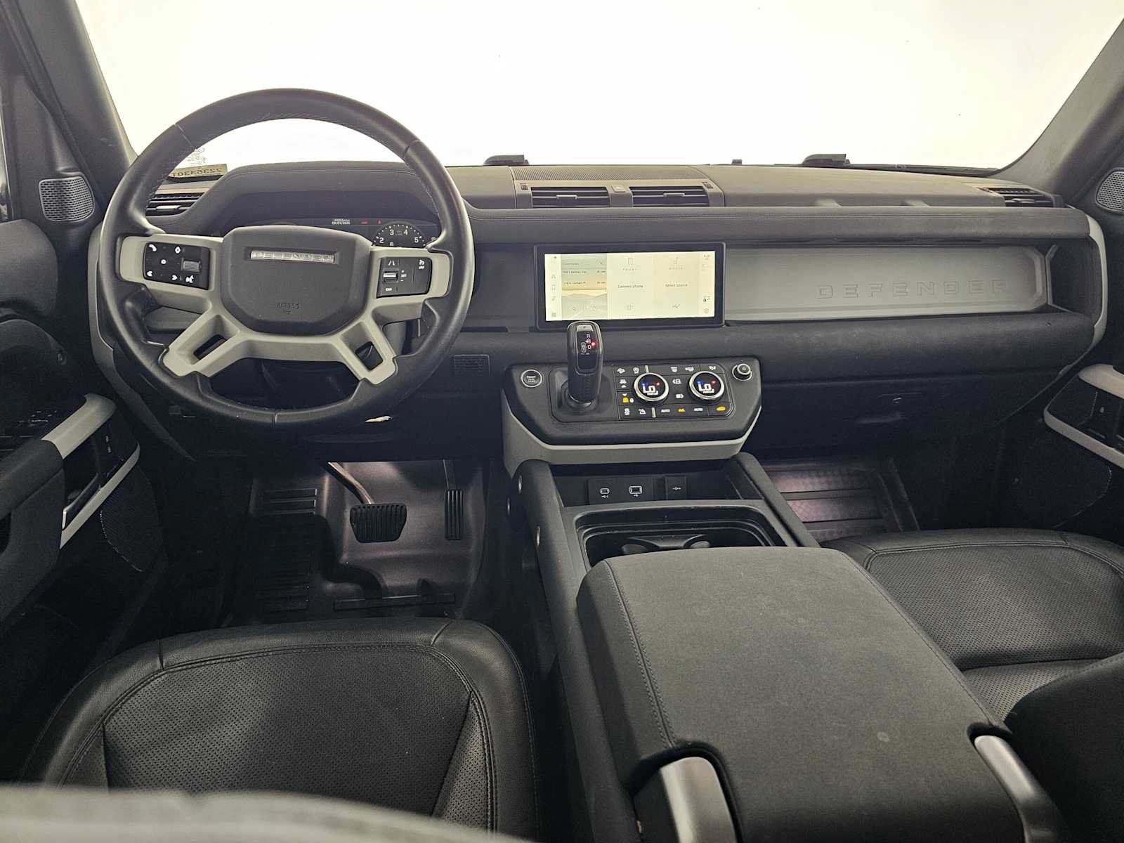 Used 2023 Land Rover Defender 110 S AWD/4WD image 18